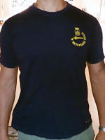 T-shirt - MarinDubbelt ribbad krage och förstärkt nackband.Material: 100% bomull. 150 gr/m2 Strl: XS - 4XLPris: 180 kr (tryck på bröstet)Art nr: PO12008